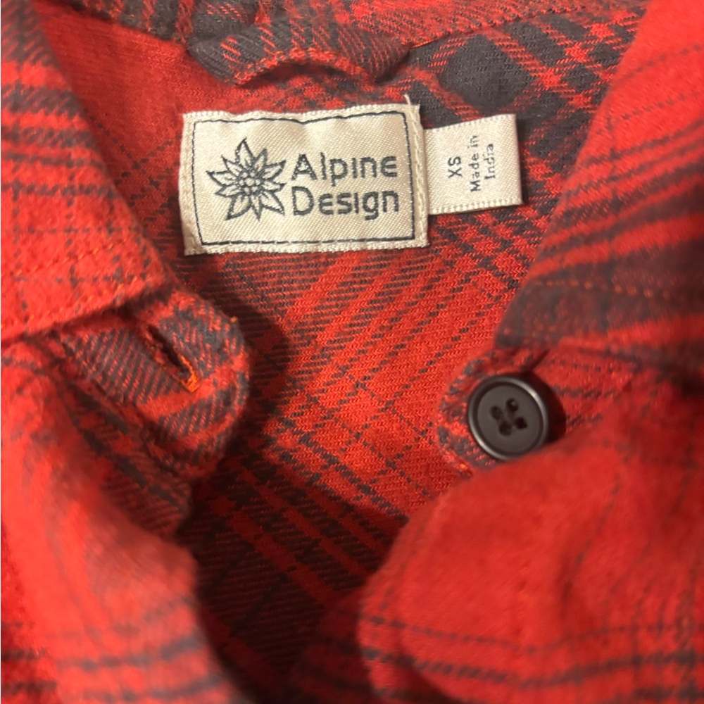 Alpine Design Women’s Red Plaid Button-Up Shirt XS - Picture 3 of 4